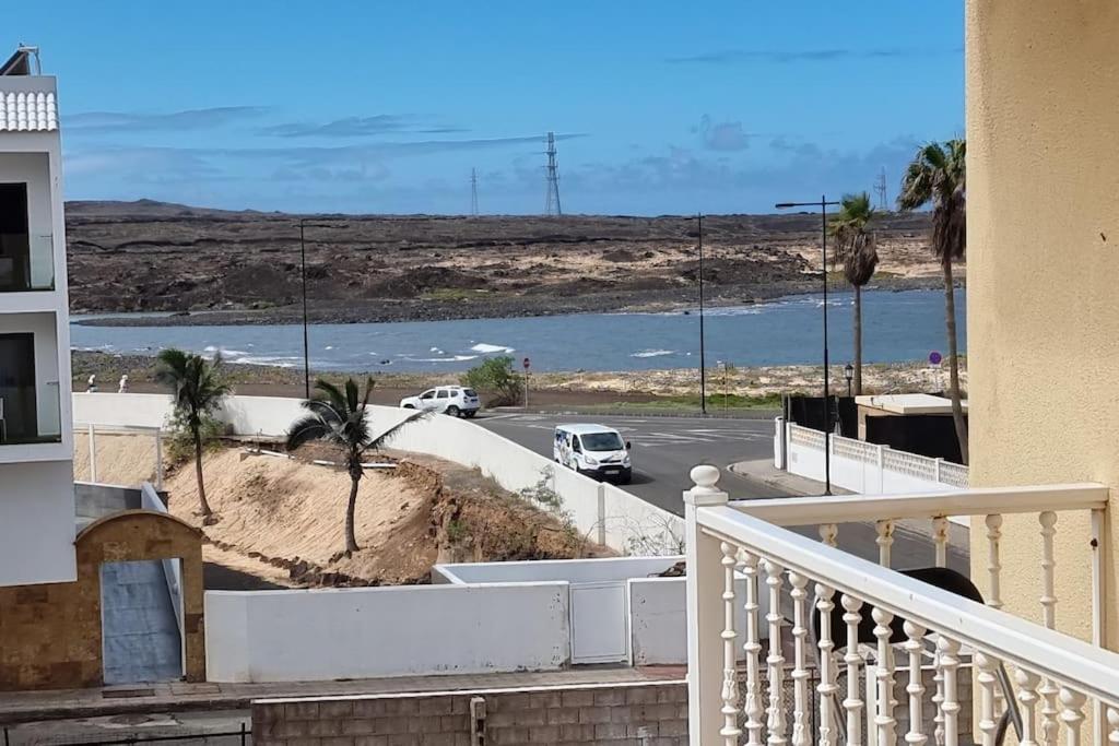Gilda: Beautiful Spacious Apartment. Seaview From Rooftop Terrace Corralejo Ngoại thất bức ảnh