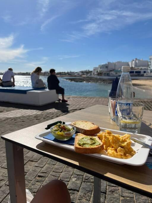 Gilda: Beautiful Spacious Apartment. Seaview From Rooftop Terrace Corralejo Ngoại thất bức ảnh