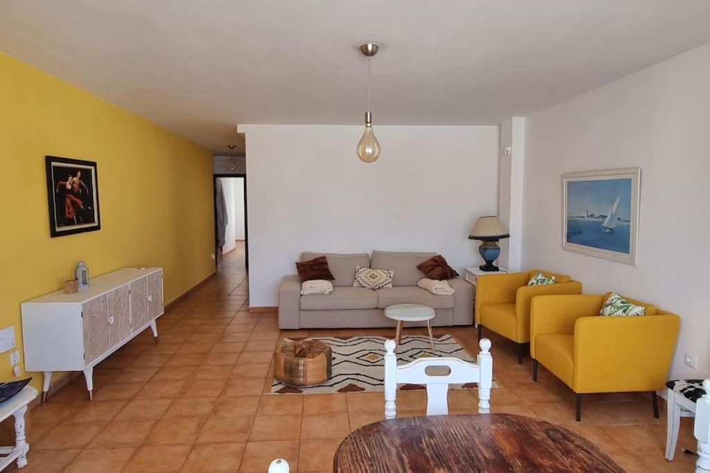 Gilda: Beautiful Spacious Apartment. Seaview From Rooftop Terrace Corralejo Ngoại thất bức ảnh